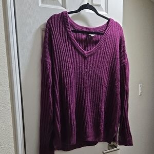 LuLaRoe Torrie  Purple V-Neck Sweater